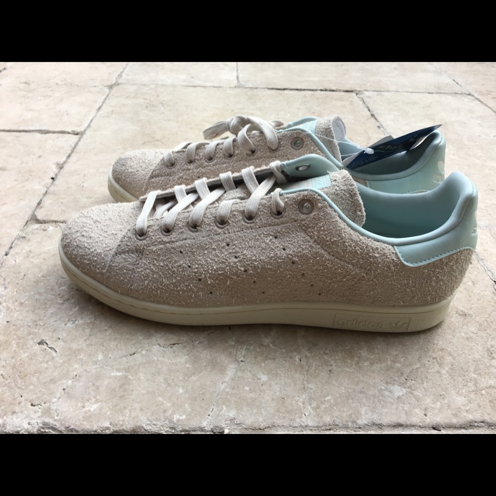 Adidas San Smith sneakers. For man.